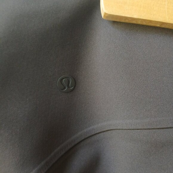 Top and bottom lululemon pants and v cut back in action top espresso - Picture 2 of 10